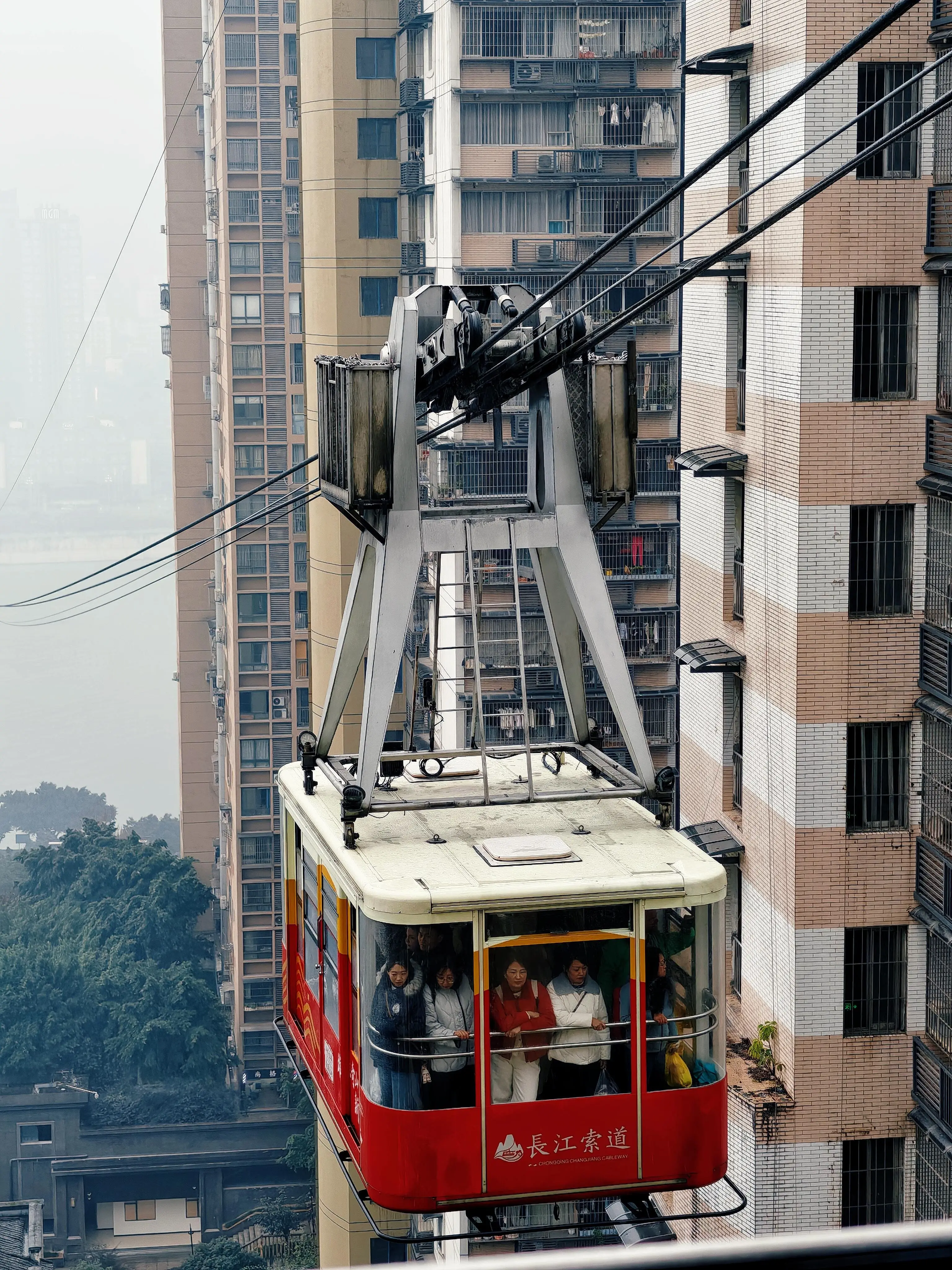 Cableway South Station - 长江索道南站 Chongqing Tourist Attraction
