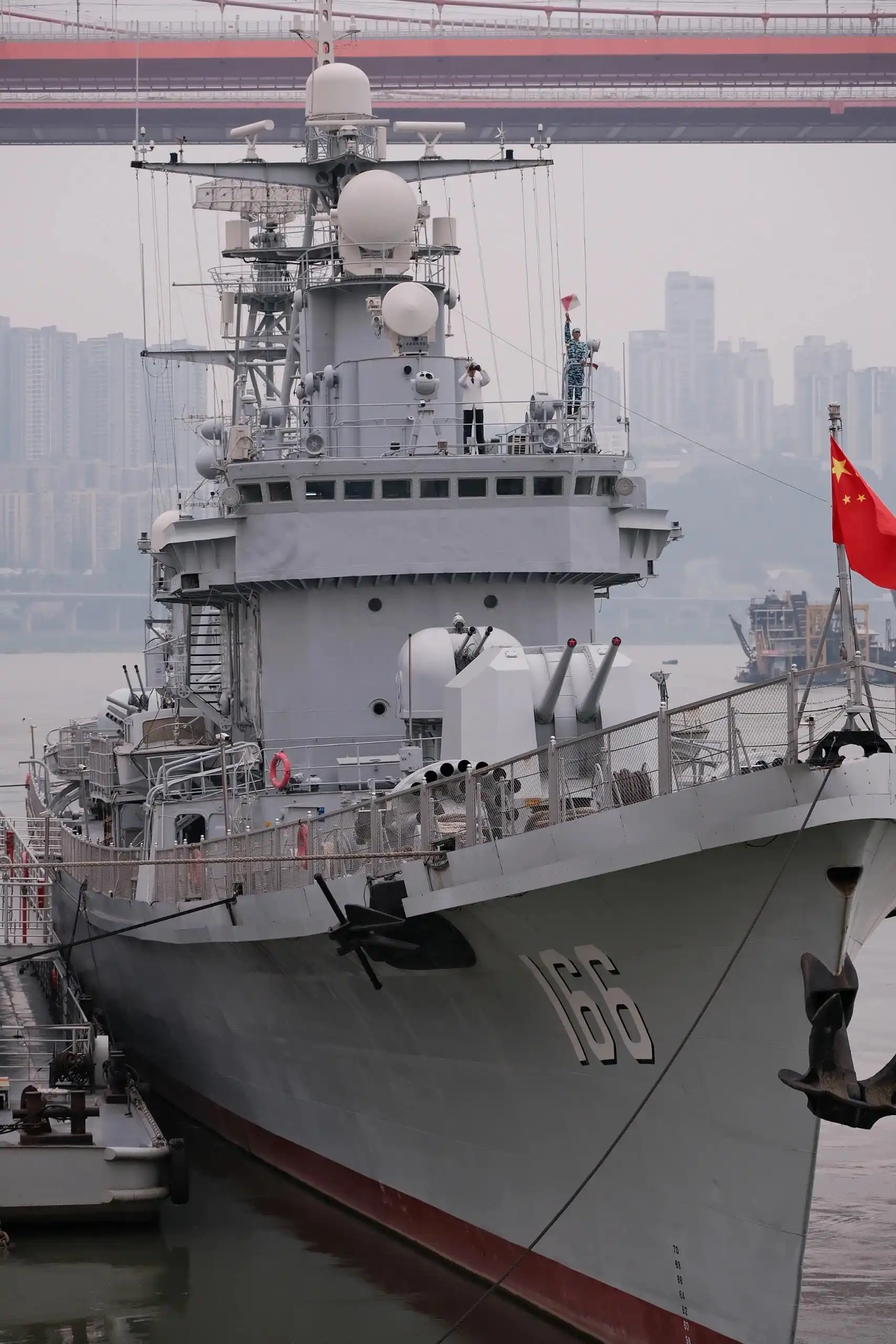 Destroyer 166 - 166舰陈列展 Chongqing Tourist Attraction