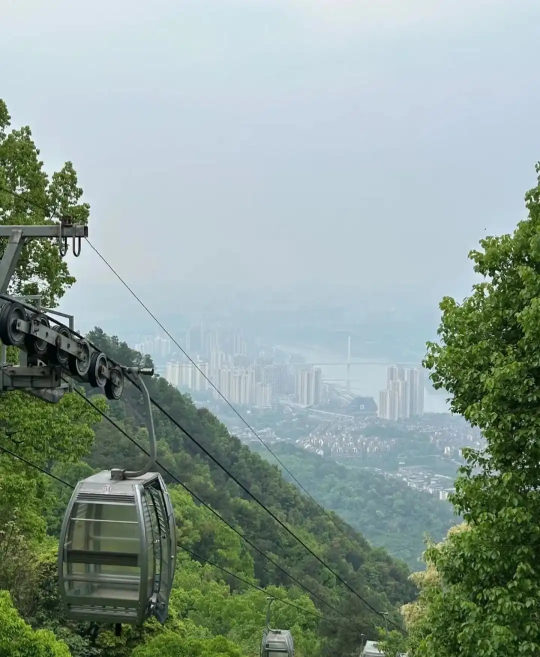 Geleshan Cableway - 歌乐山索道 Chongqing Tourist Attraction