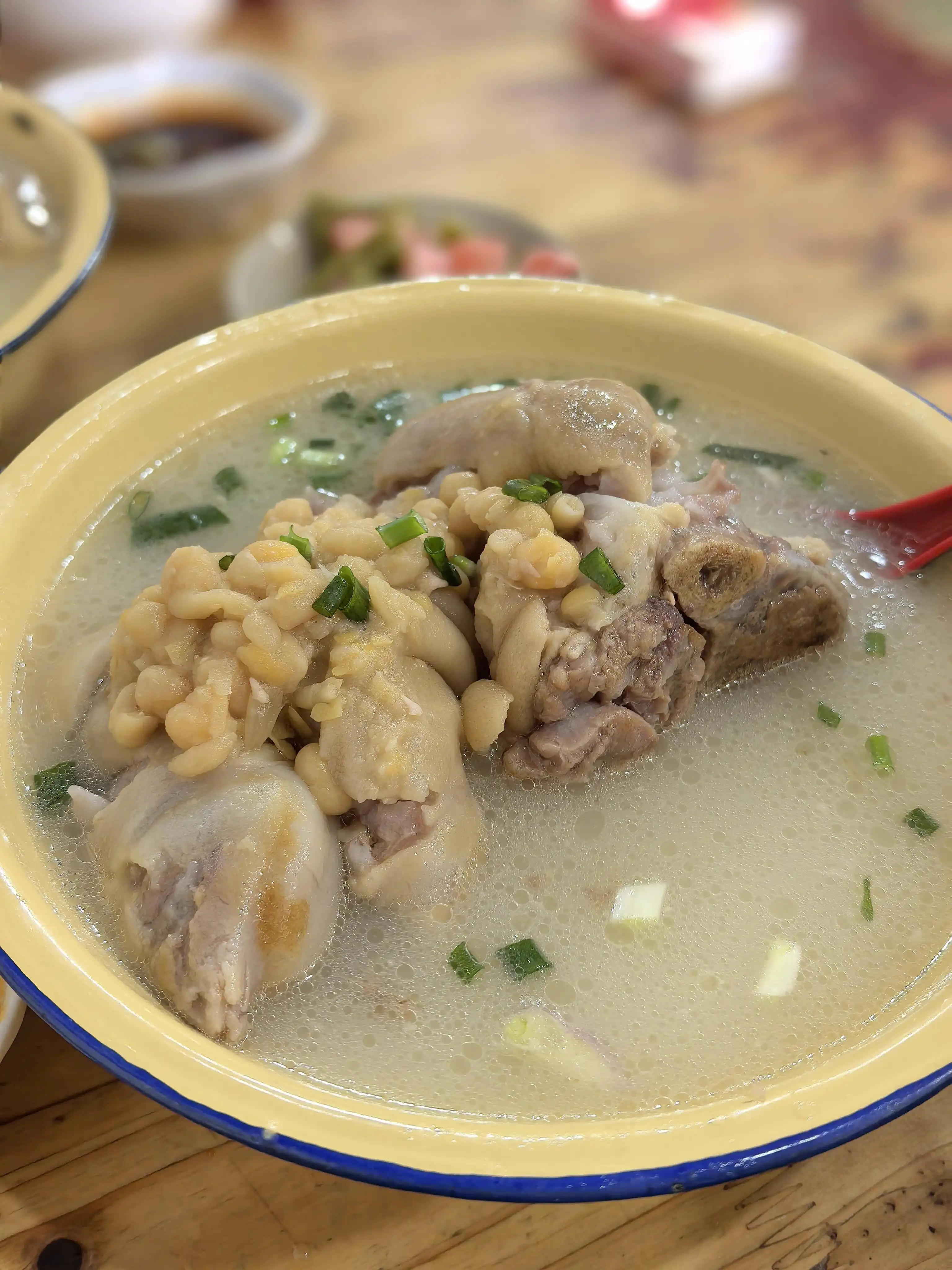 Huji Trotter Soup - 胡记蹄花汤 Chongqing Tourist Attraction