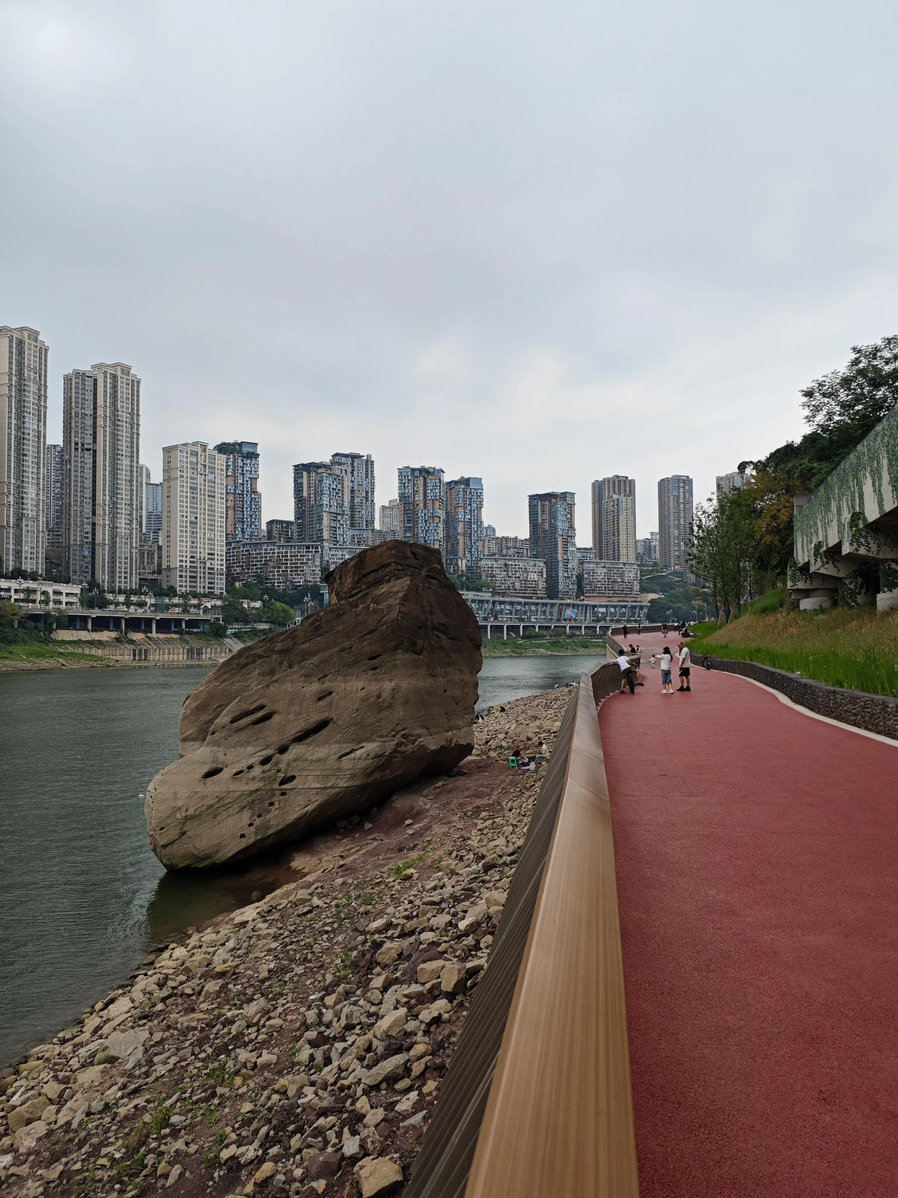 Jiabin Road Riverwalk - 嘉陵江滨江路 Chongqing Tourist Attraction