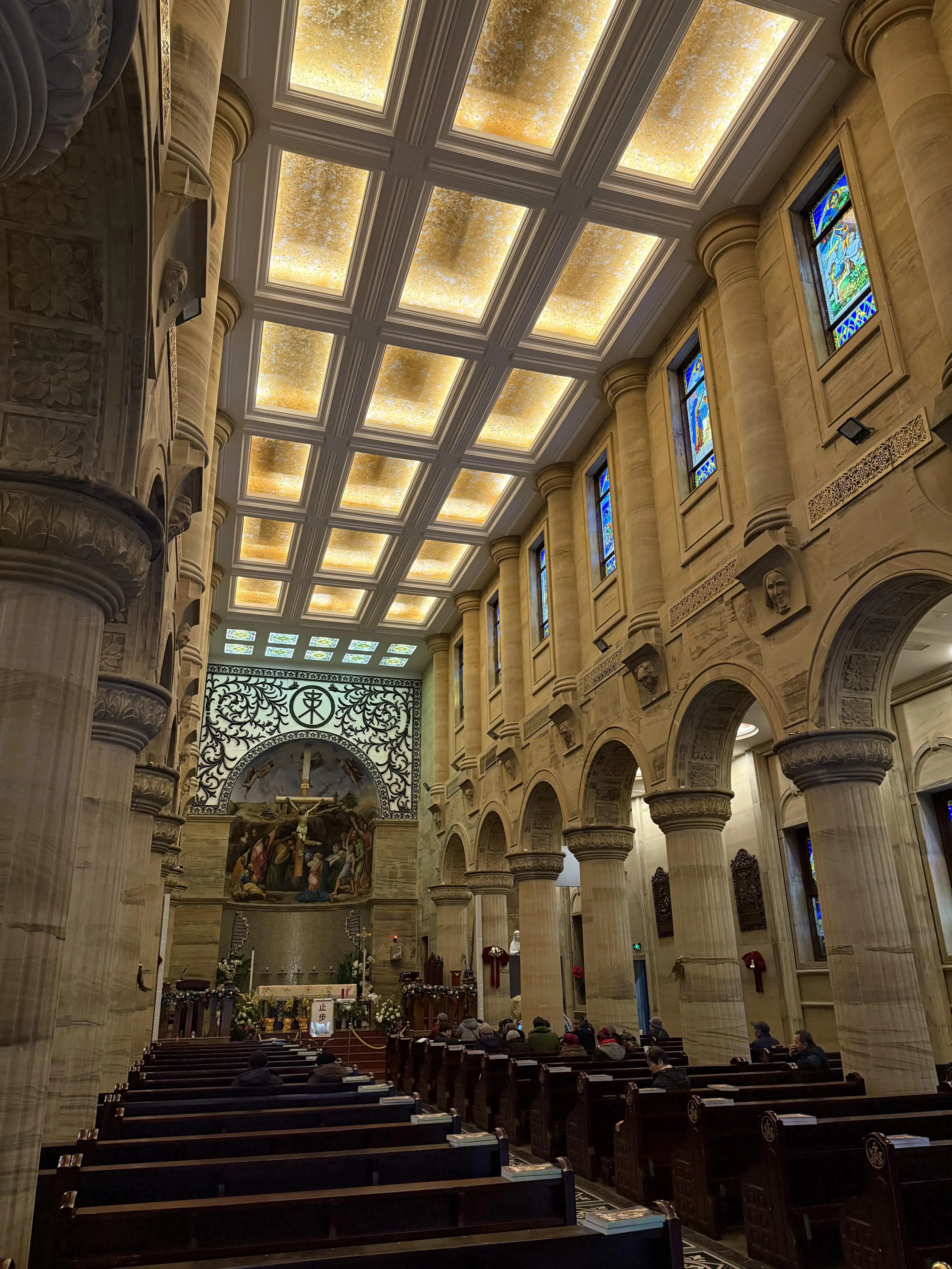 Jiangbeicheng Catholic Church - 江北城天主教堂 Chongqing Tourist Attraction