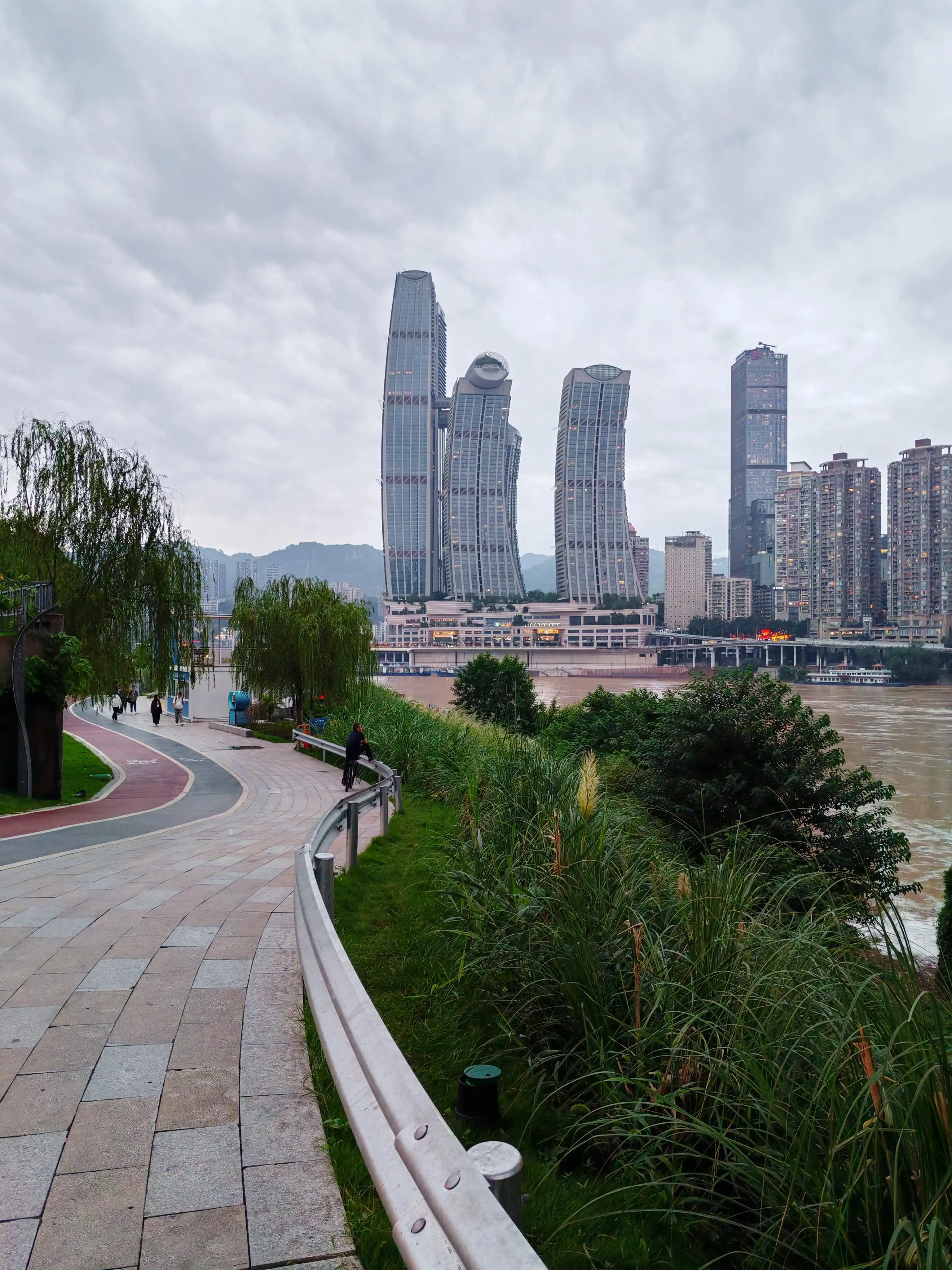 Jiangbeizui Riverbank Park - 江北嘴江滩公园 Chongqing Tourist Attraction
