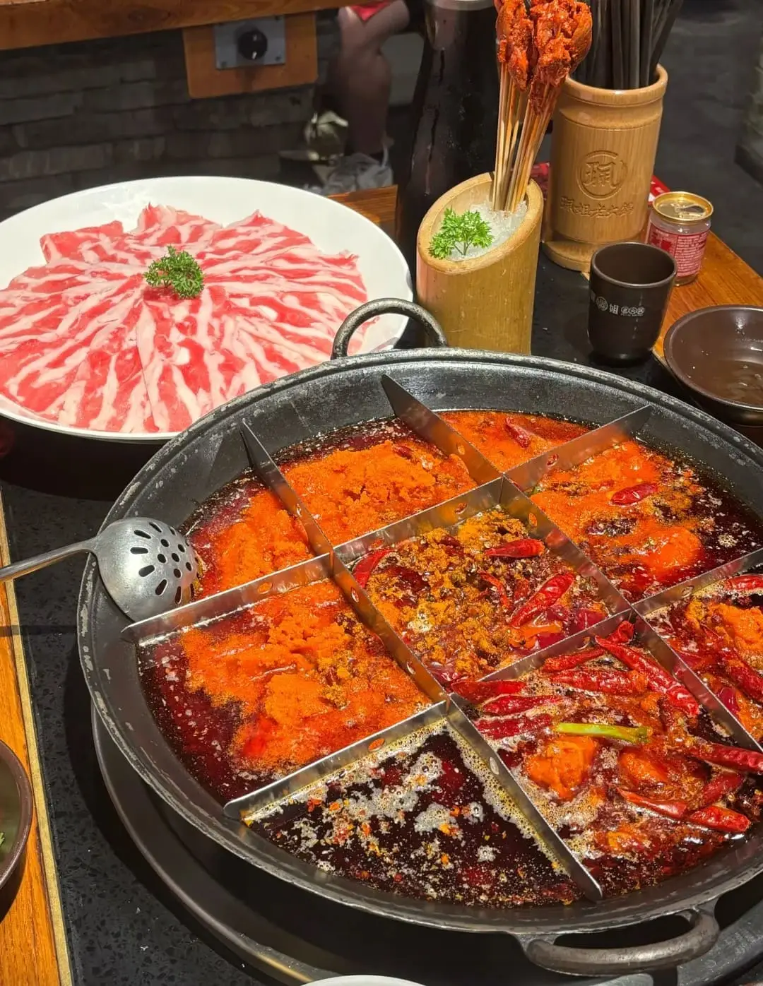 Peijie Hotpot - 珮姐老火锅 Chongqing Tourist Attraction
