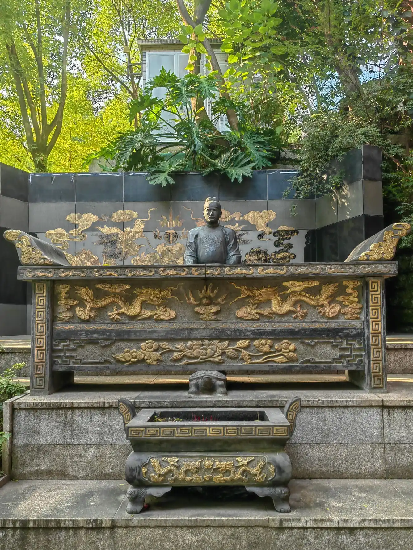 Tomb of Ming Yuzhen - 明玉珍睿陵 Chongqing Tourist Attraction