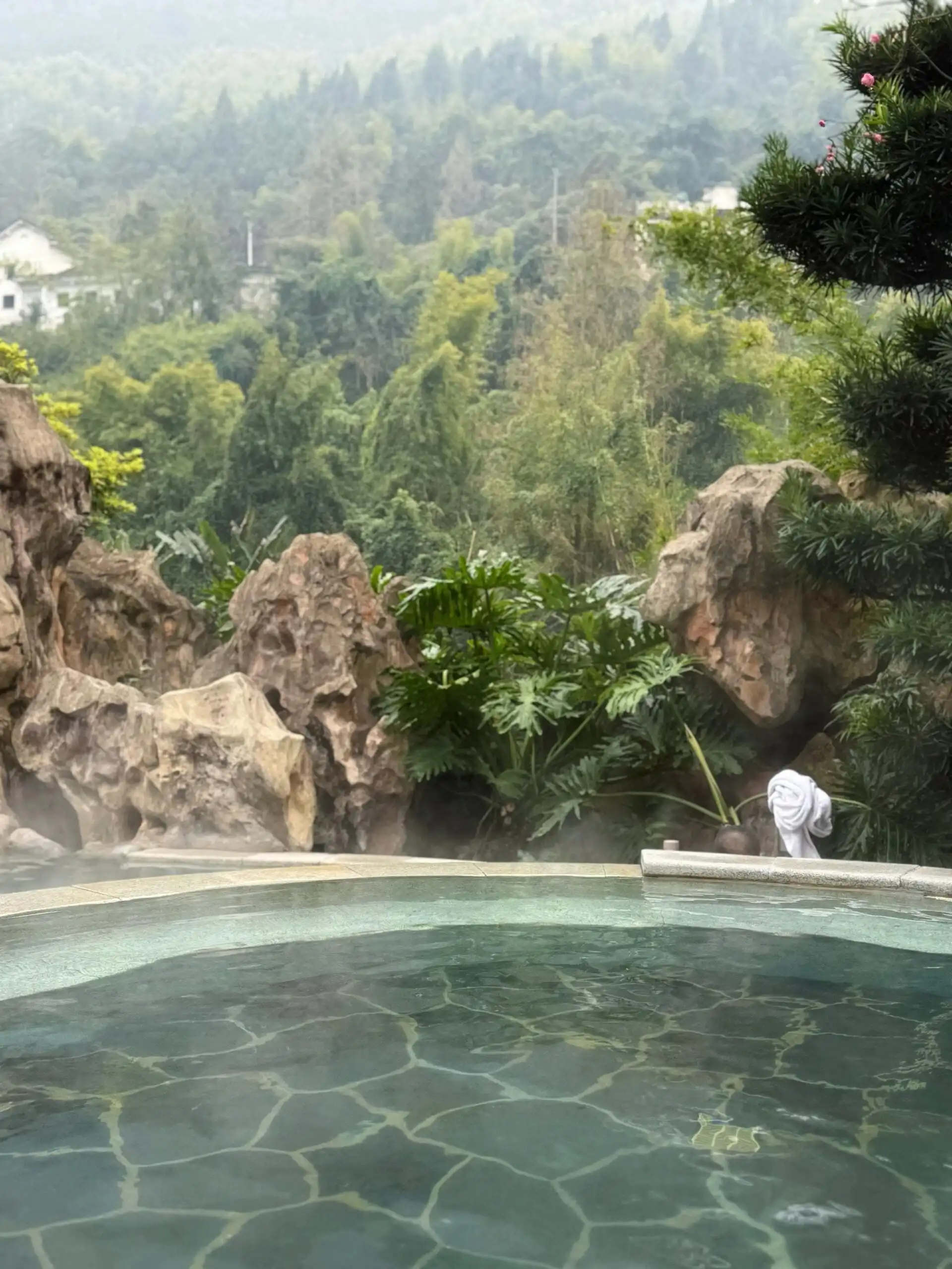 Tongjing Hot Springs - 统景温泉 Chongqing Tourist Attraction
