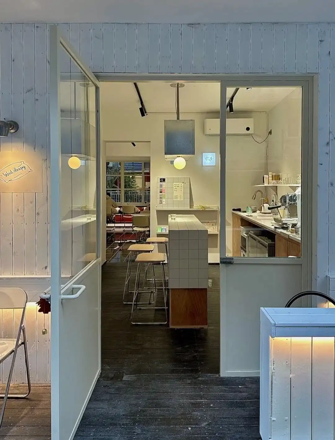 Wed Sleepy - wed sleepy 礼拜三店休cafe Chongqing Tourist Attraction
