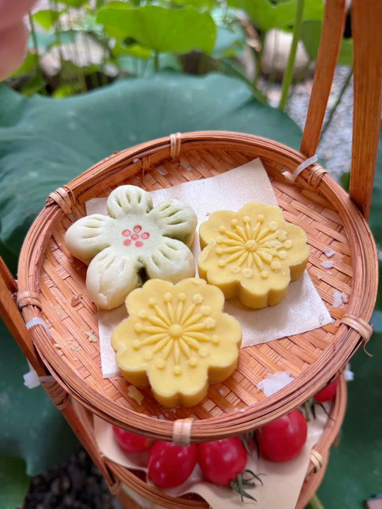 Xianlongjing Hotpot - 鲜龙井火锅 Chongqing Tourist Attraction