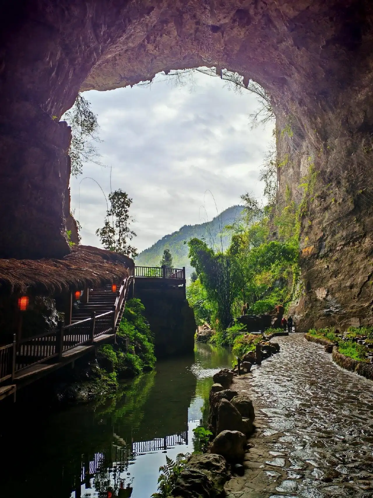 Youyang Peach Blossom Spring - 酉阳桃花源 Chongqing Tourist Attraction